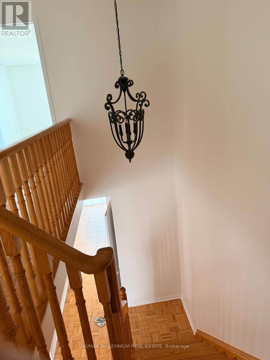4 Flower Trail, Brampton, Ontario  L6P 1P1 - Photo 19 - W13715946
