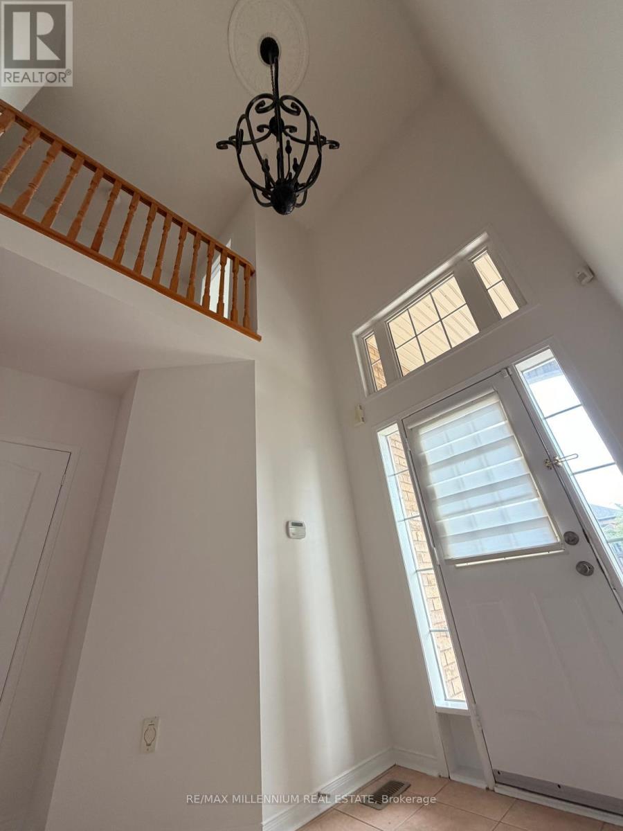 4 Flower Trail, Brampton, Ontario  L6P 1P1 - Photo 20 - W13715946
