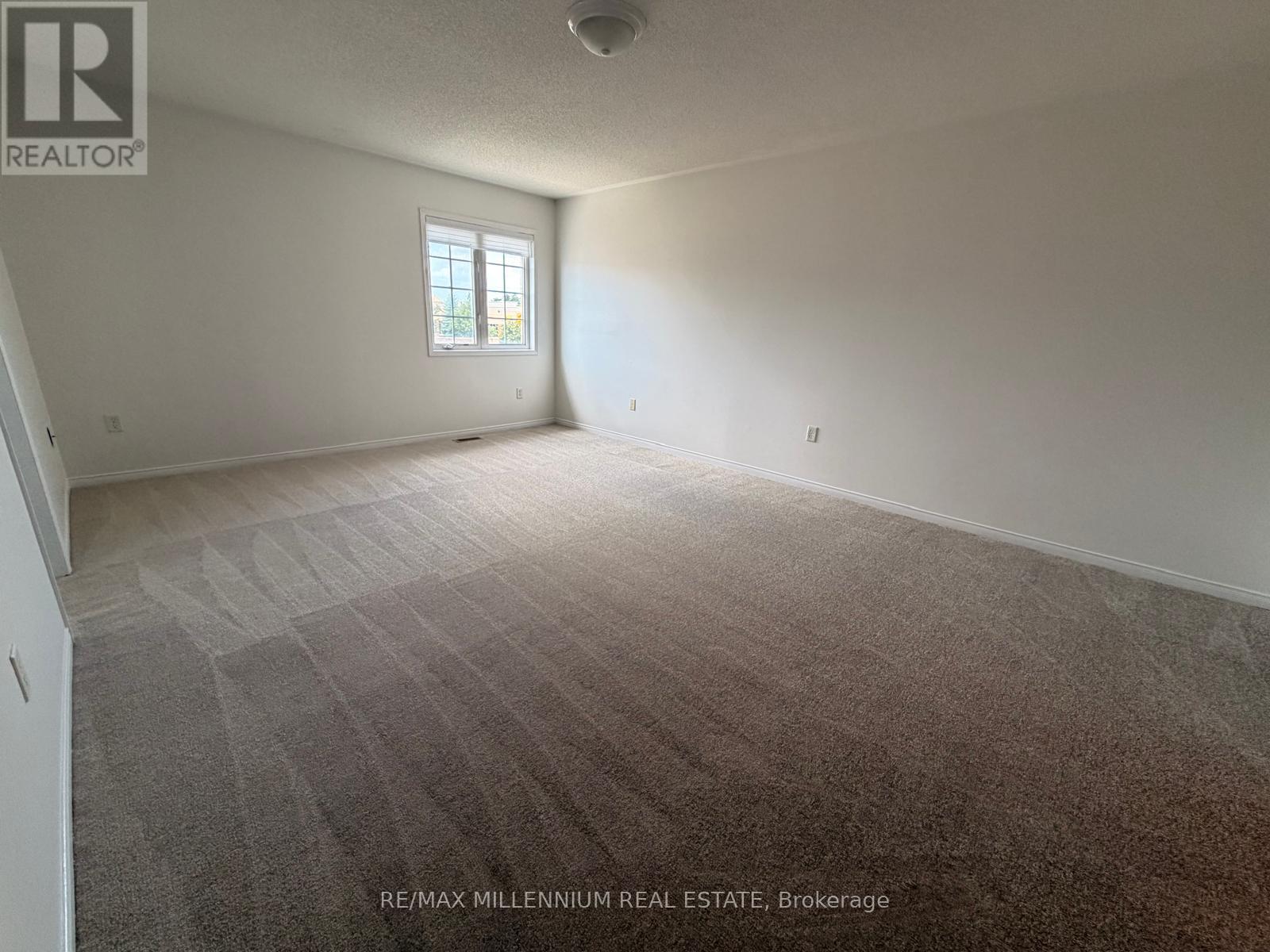 4 Flower Trail, Brampton, Ontario  L6P 1P1 - Photo 9 - W13715946