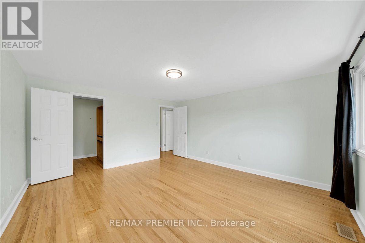 485 Timber Lane, Burlington, Ontario L7L 4B1 - Photo 21 - W13715952