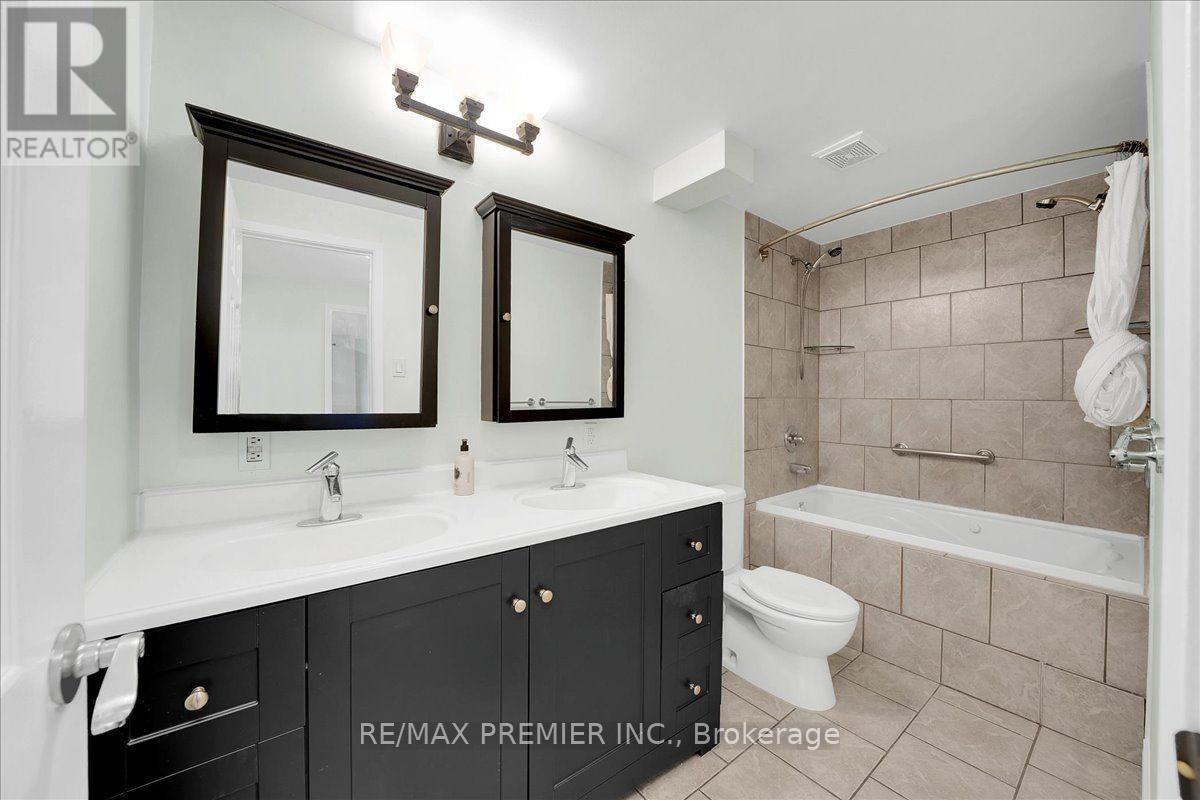 485 Timber Lane, Burlington, Ontario L7L 4B1 - Photo 23 - W13715952