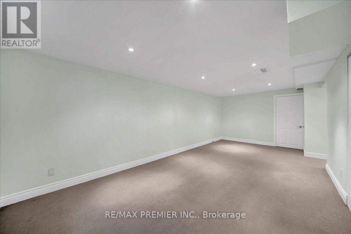 485 Timber Lane, Burlington, Ontario L7L 4B1 - Photo 31 - W13715952