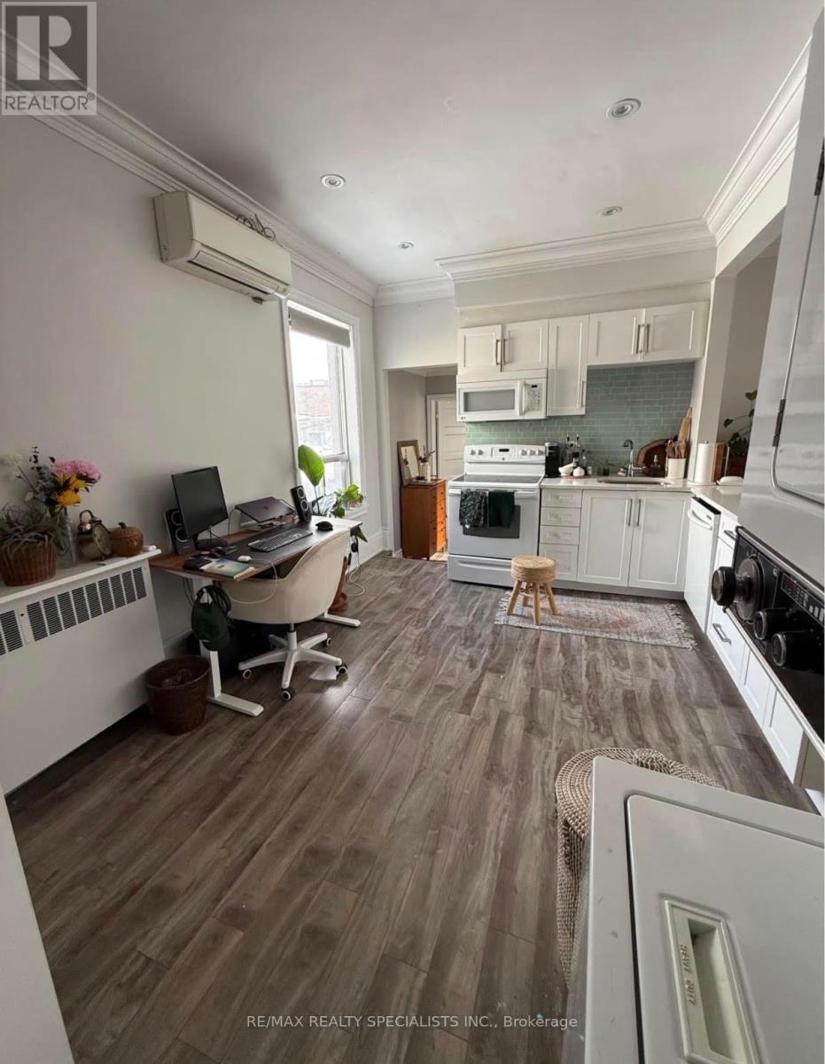 73 Elm Grove Avenue, Toronto, Ontario  M6K 2J2 - Photo 24 - W13715974