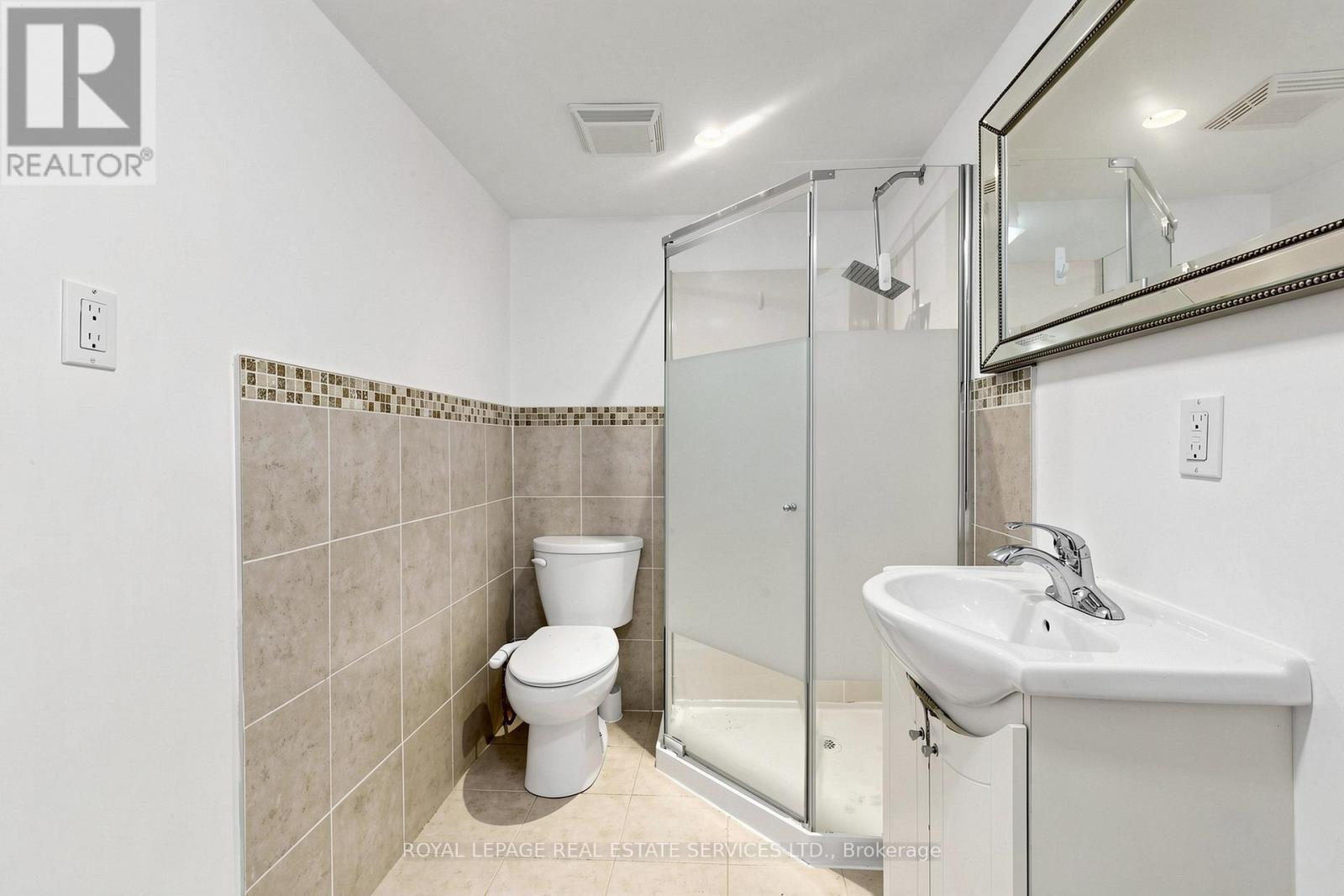 3009 O'hagan Drive, Mississauga, Ontario  L5C 2C4 - Photo 25 - W13716000