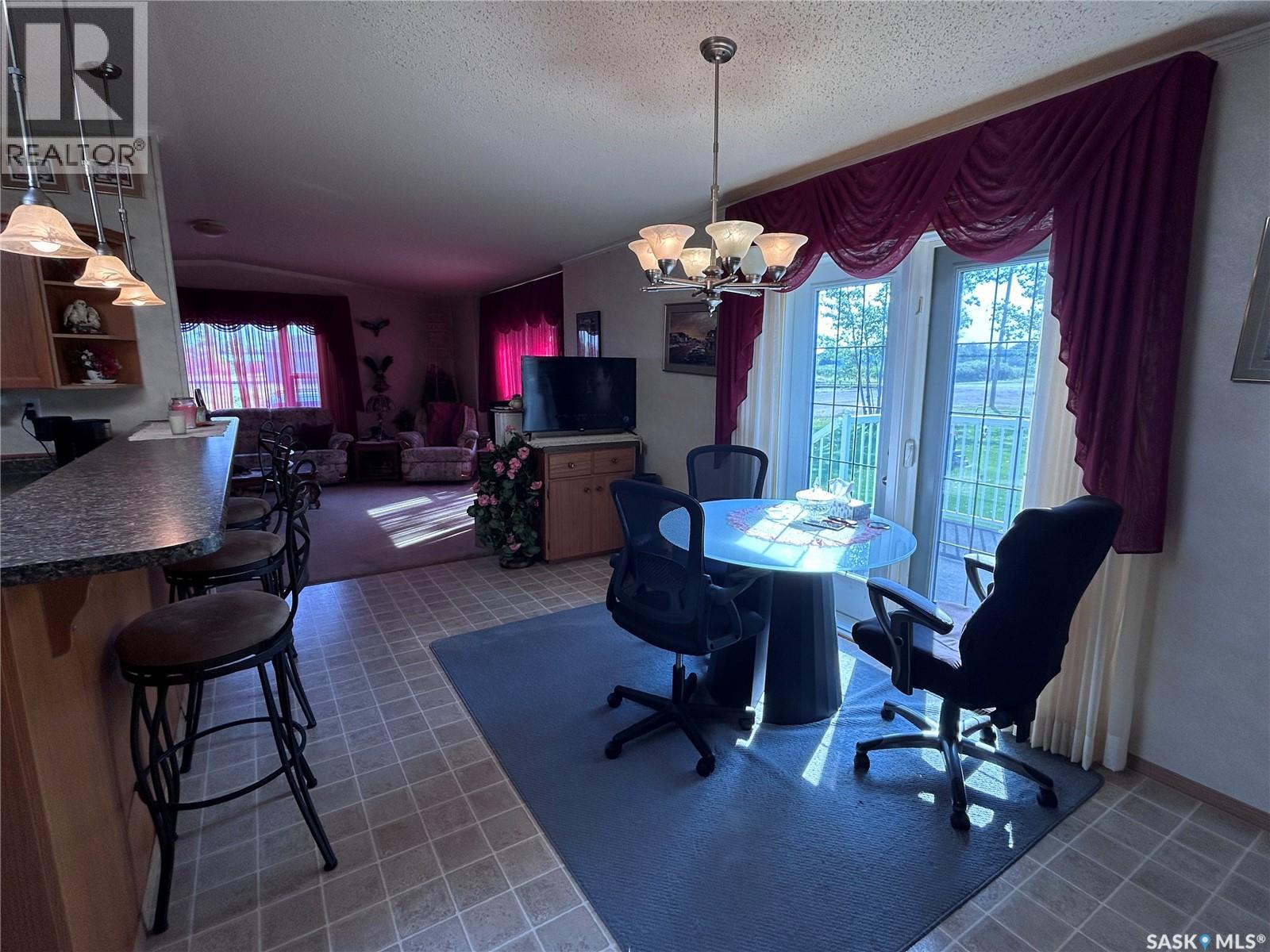 313 1st Street N, North Portal, Saskatchewan  S0C 1W0 - Photo 11 - SK046728