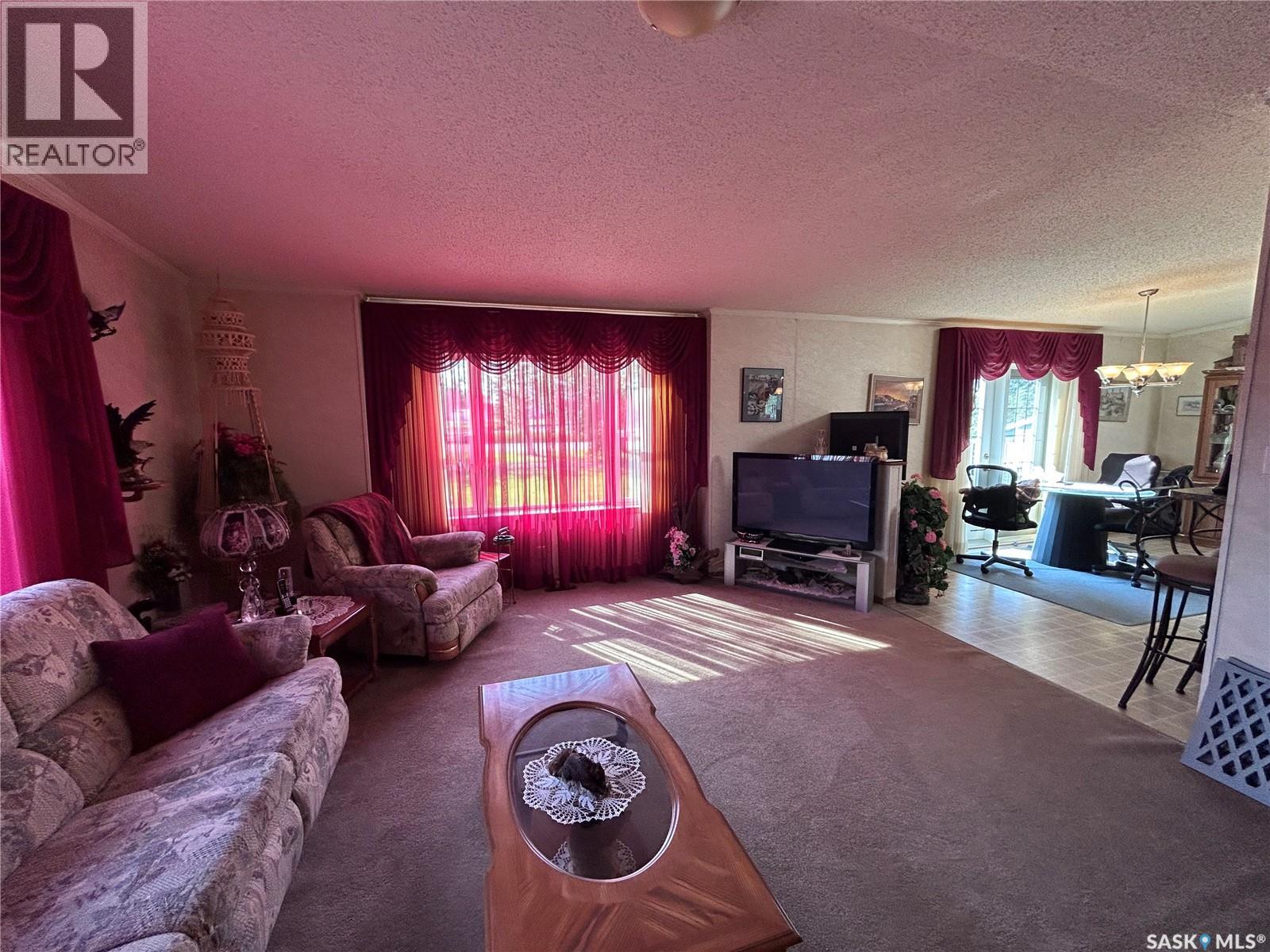 313 1st Street N, North Portal, Saskatchewan  S0C 1W0 - Photo 15 - SK046728