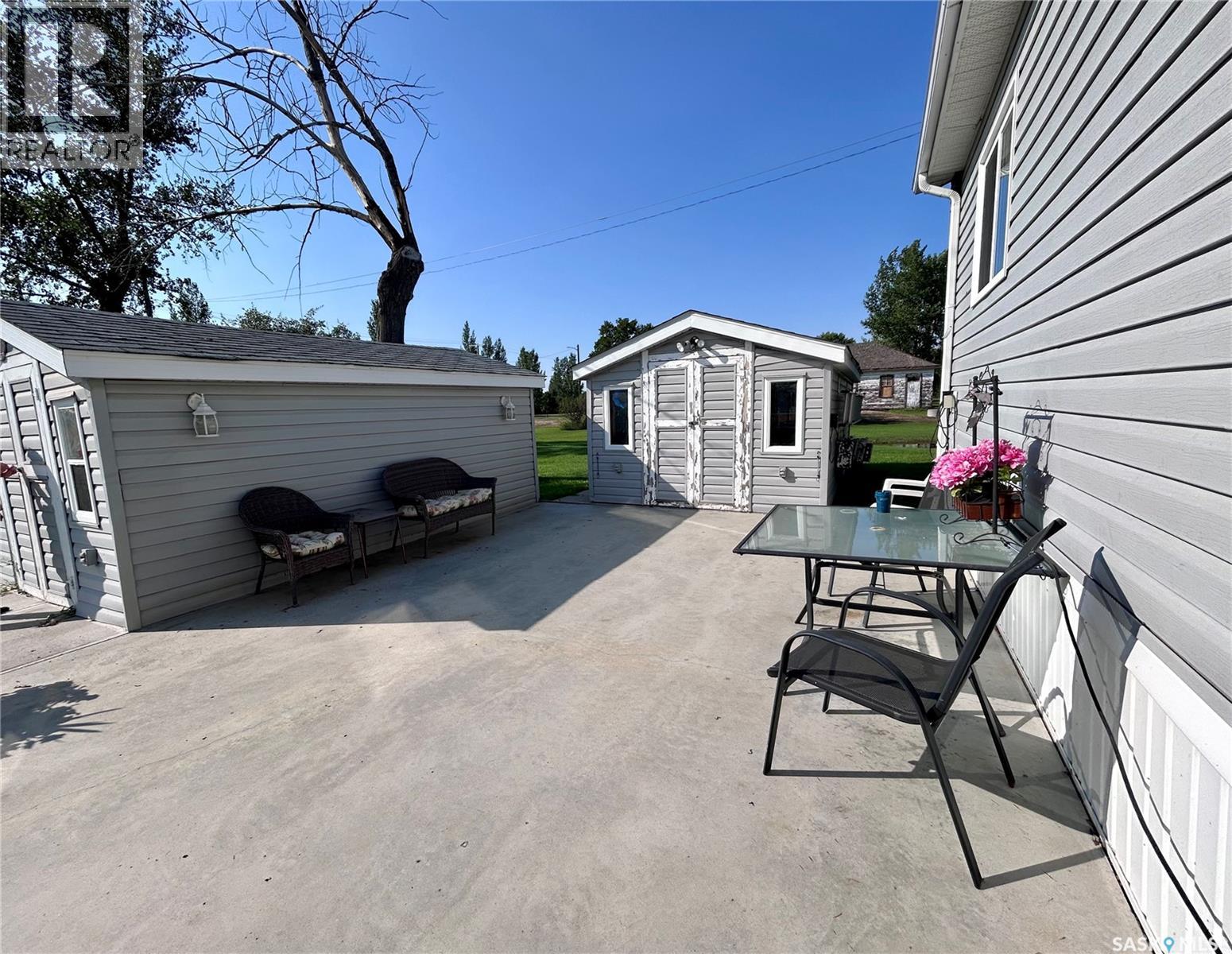 313 1st Street N, North Portal, Saskatchewan  S0C 1W0 - Photo 4 - SK046728