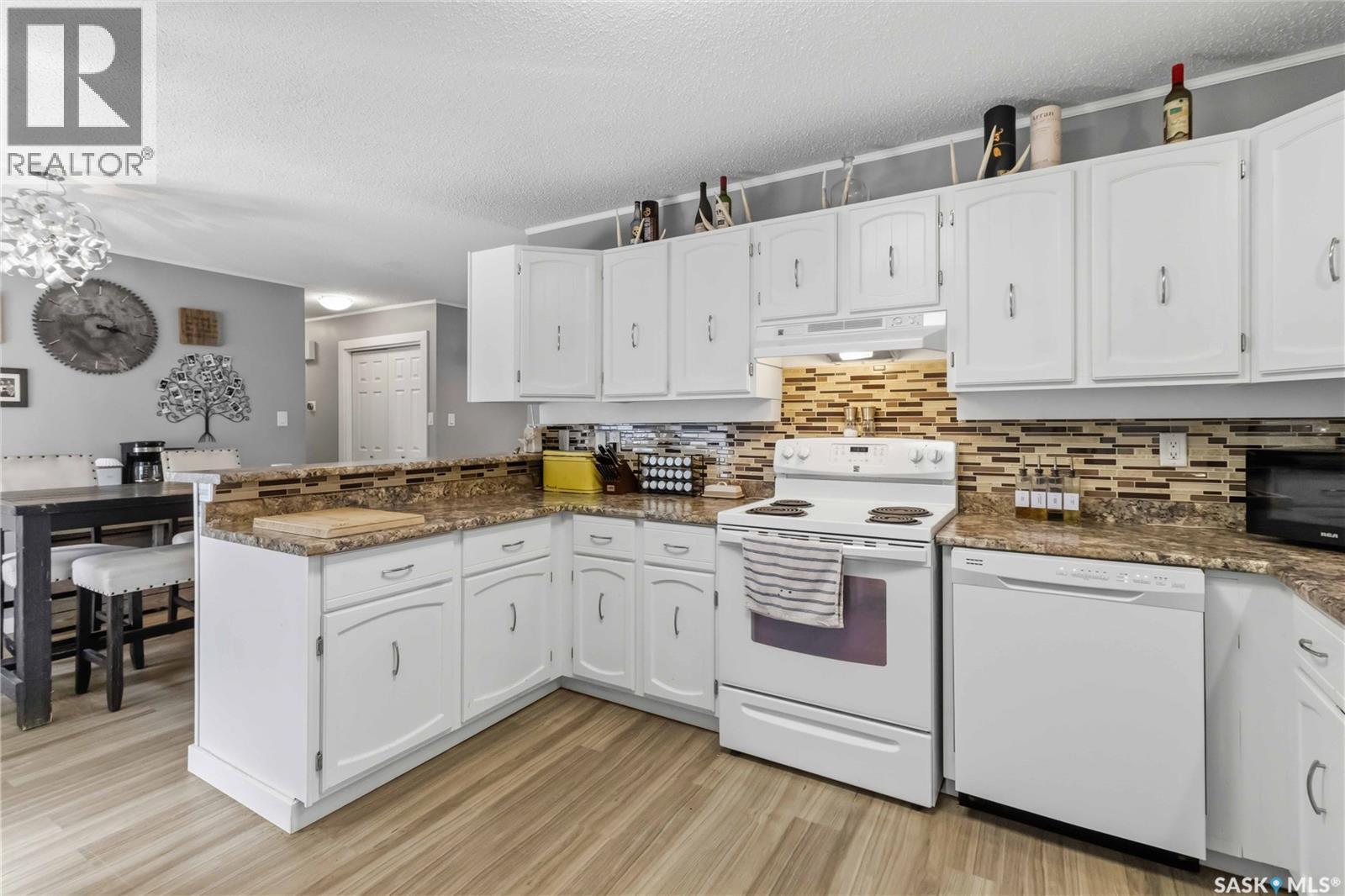 3837 Centennial Drive, Saskatoon, Saskatchewan  S7L 5K8 - Photo 10 - SK046676