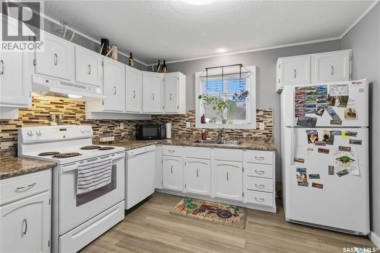 3837 Centennial Drive, Saskatoon, Saskatchewan  S7L 5K8 - Photo 12 - SK046676
