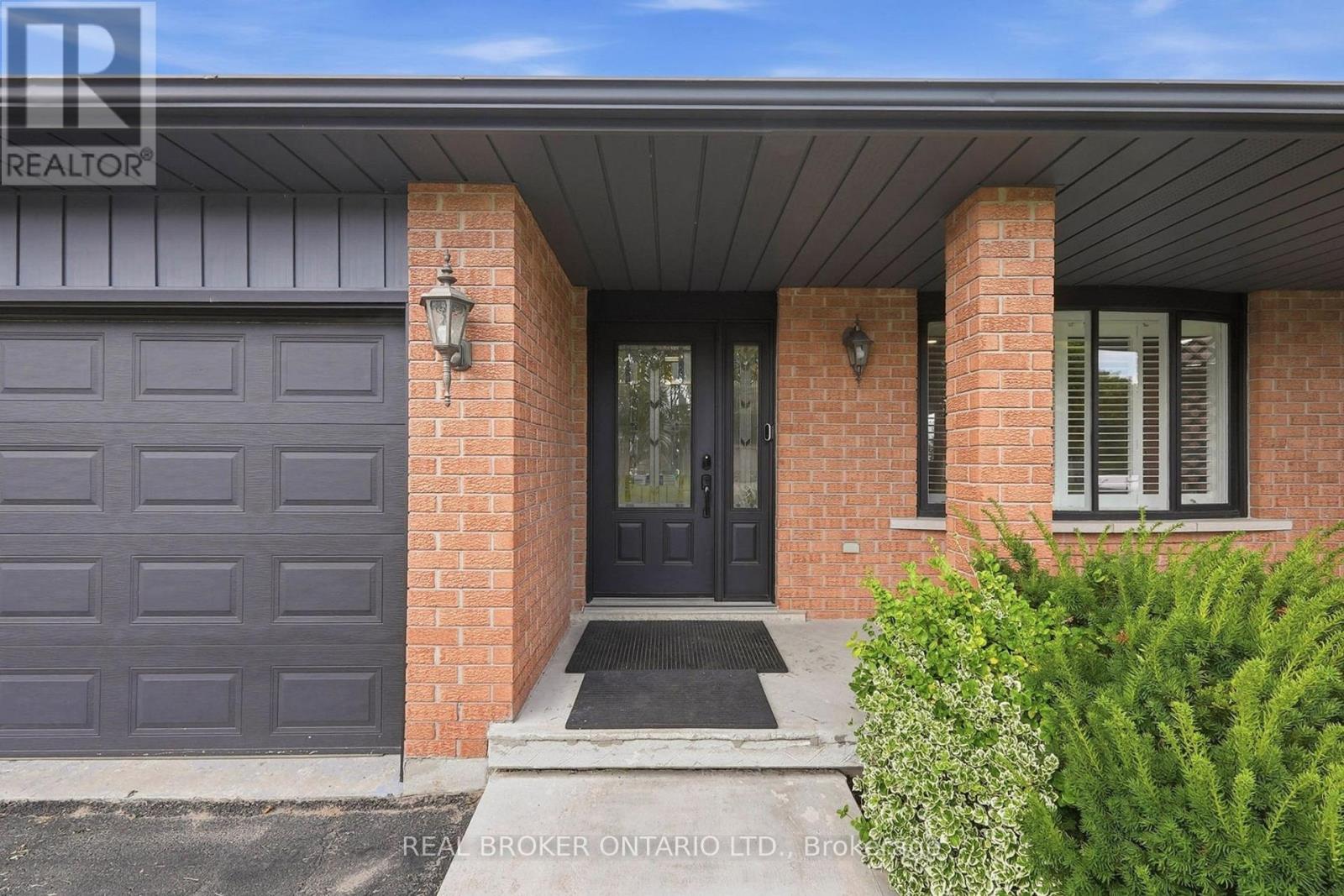 60 Ebydale Drive, Kitchener, Ontario  N2A 3N8 - Photo 6 - X13715822