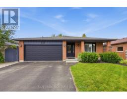 60 EBYDALE DRIVE, Kitchener, Ontario