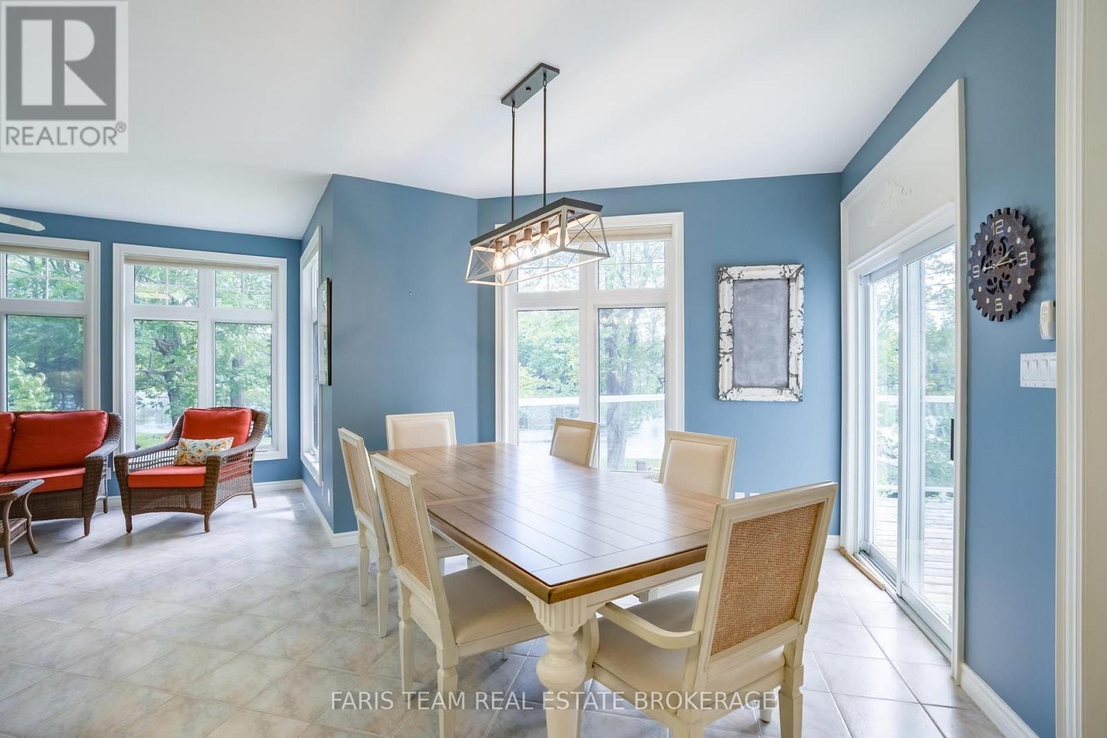 1037 Rockcastle Road, Gravenhurst, Ontario  P0E 1N0 - Photo 12 - X13715824