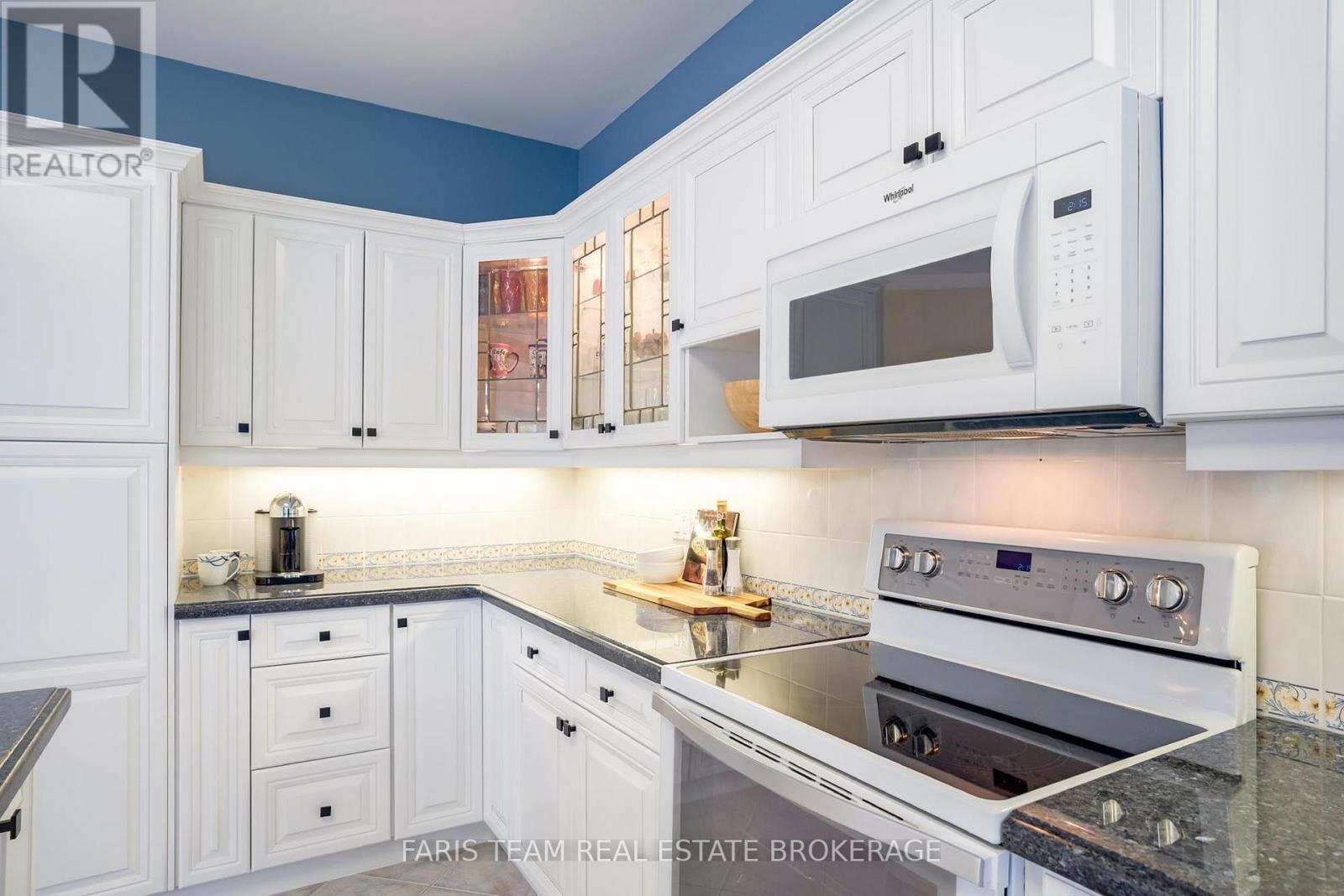 1037 Rockcastle Road, Gravenhurst, Ontario  P0E 1N0 - Photo 9 - X13715824