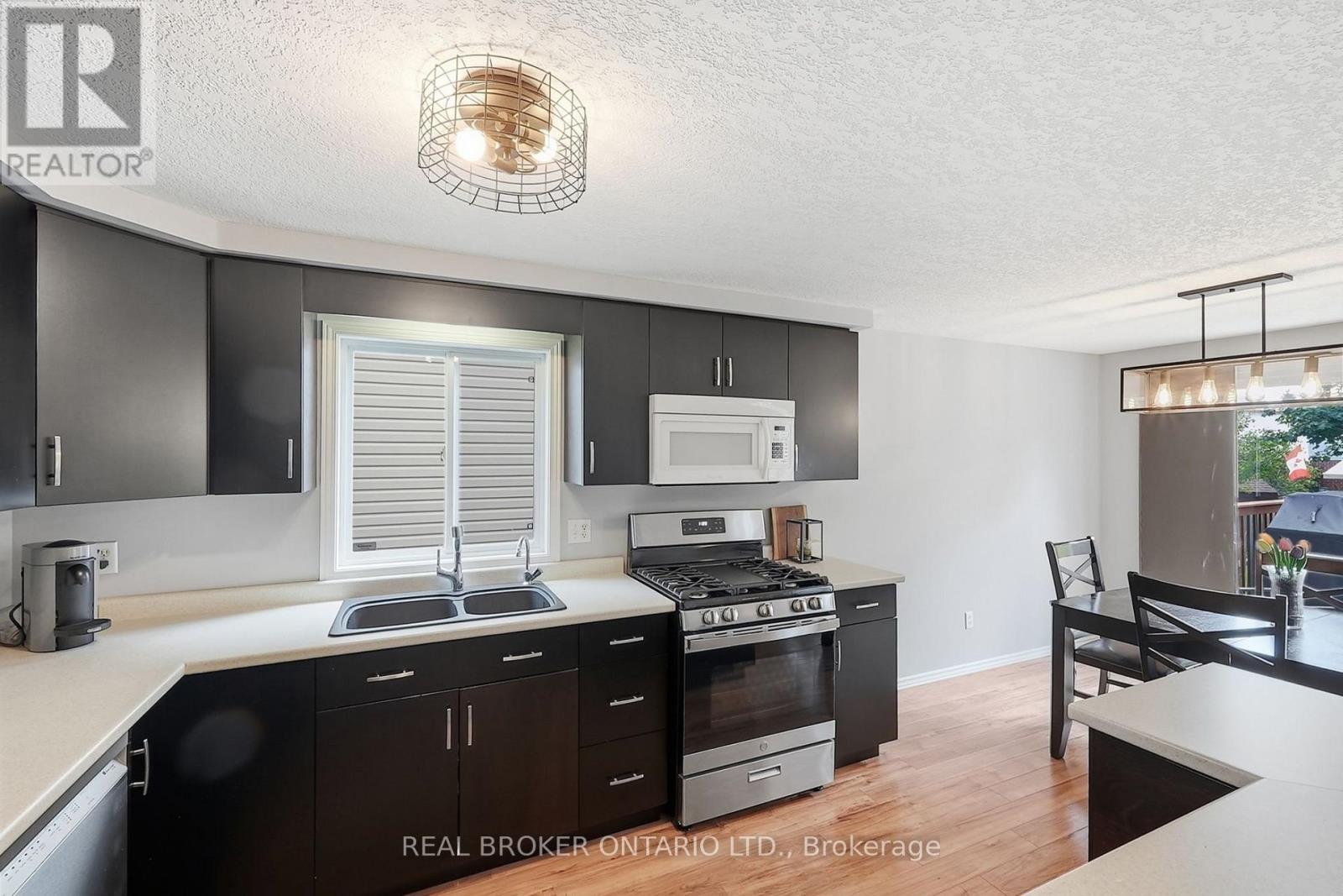 326 Rosette Drive, Waterloo, Ontario N2K 3W7 - Photo 14 - X13715828