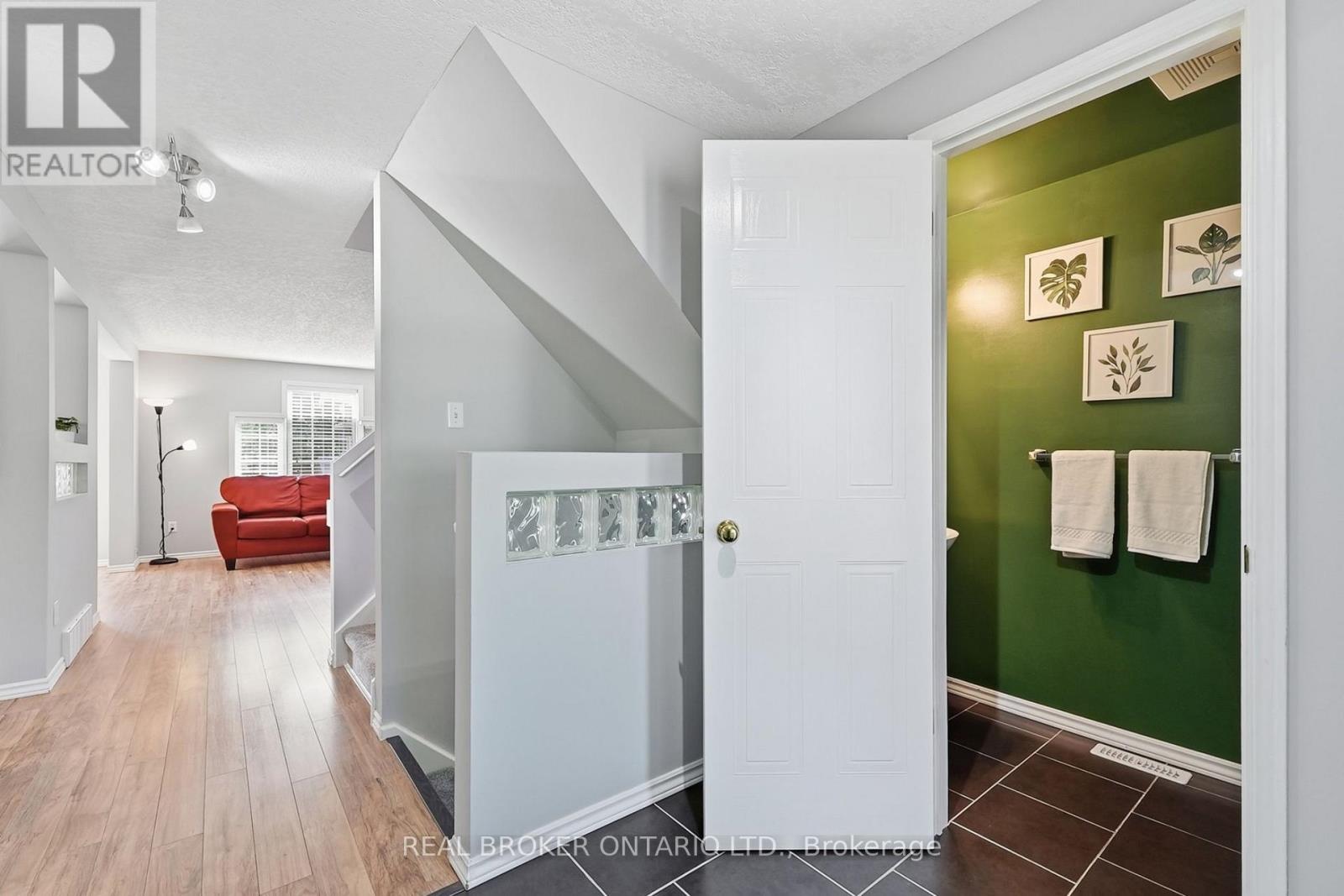 326 Rosette Drive, Waterloo, Ontario N2K 3W7 - Photo 6 - X13715828