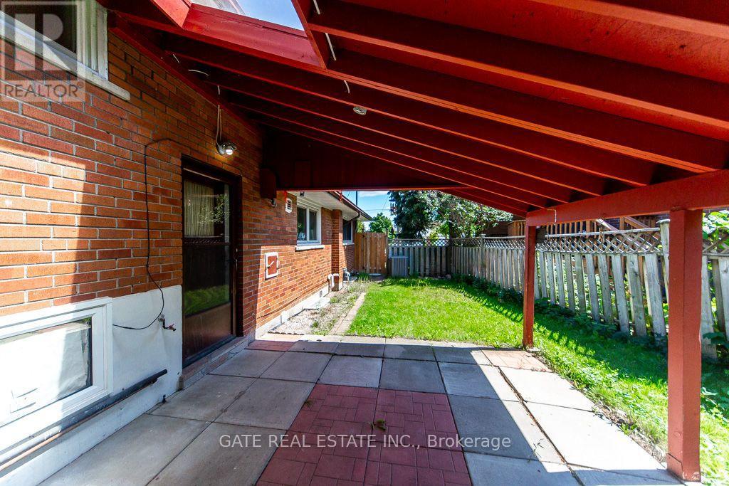 Lower Level - 14 Amarillo Drive, Toronto, Ontario  M1J 2P8 - Photo 6 - E13561354