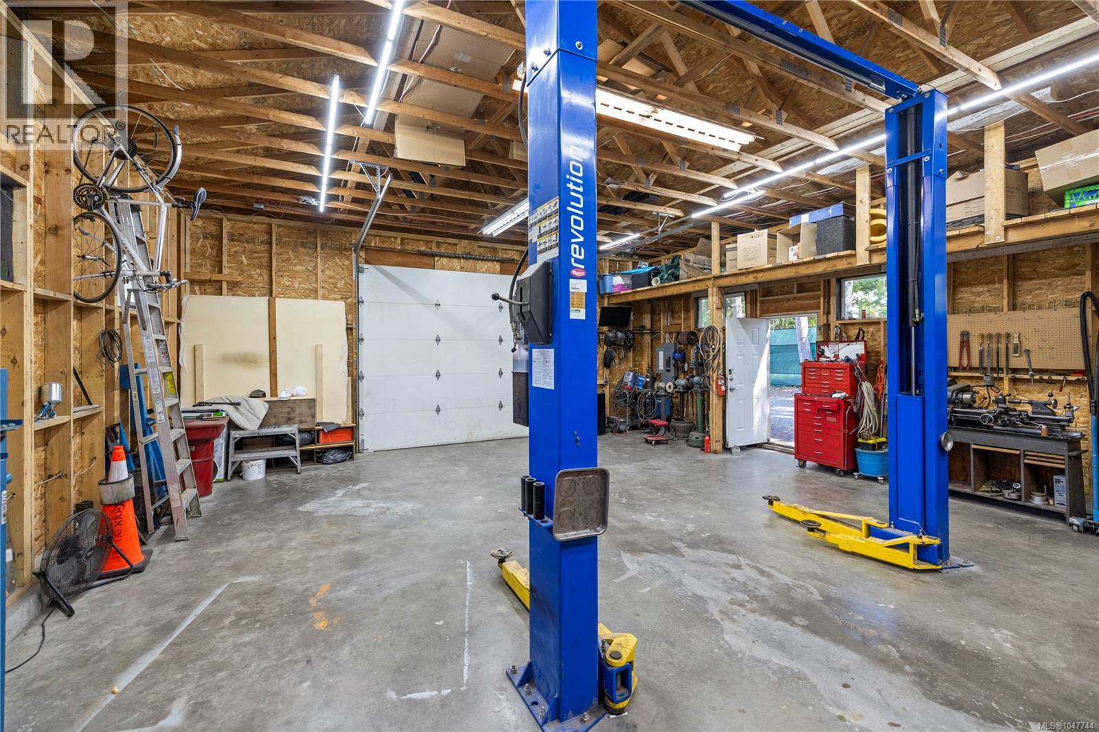 2301 Jingle Pot Rd, Nanaimo, British Columbia  V9R 6W2 - Photo 40 - 1047744