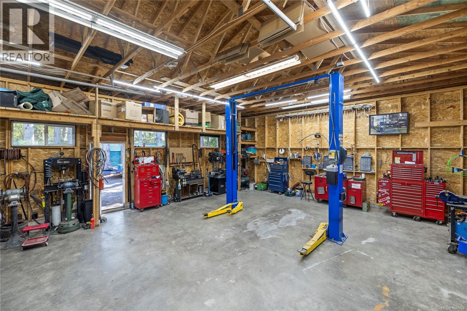 2301 Jingle Pot Rd, Nanaimo, British Columbia  V9R 6W2 - Photo 41 - 1047744