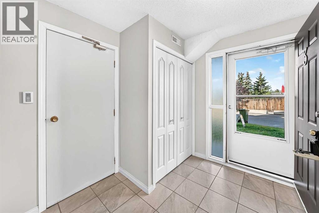 3, 24 Cascade Place, Cochrane, Alberta  T4C 0G6 - Photo 48 - A2338641