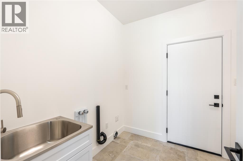 2052 Marion Avenue, Sarnia, Ontario  N0N 1C0 - Photo 22 - 26010569