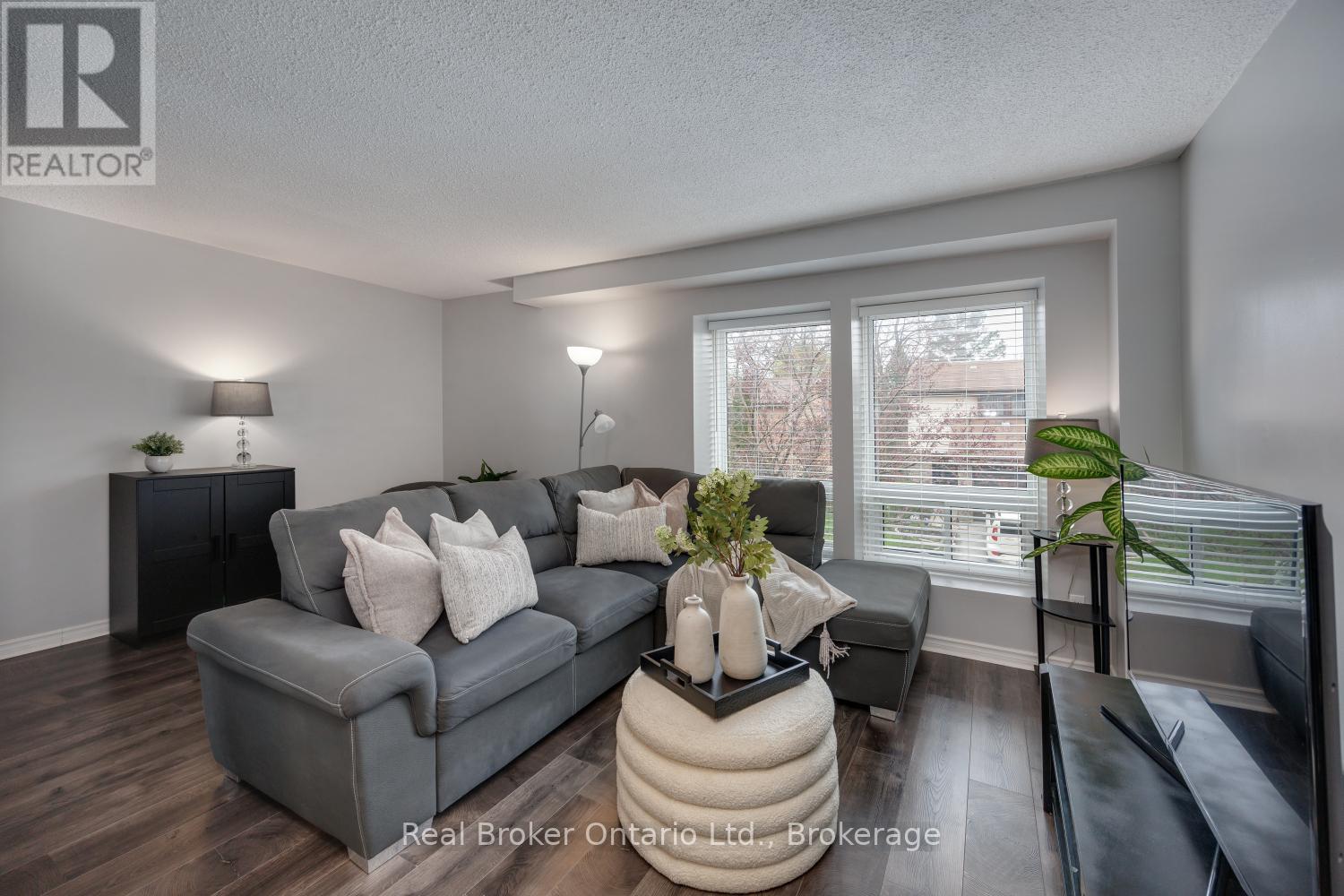 30 - 220 Ormond Drive, Oshawa, Ontario L1G 6T5 - Photo 11 - E13716038