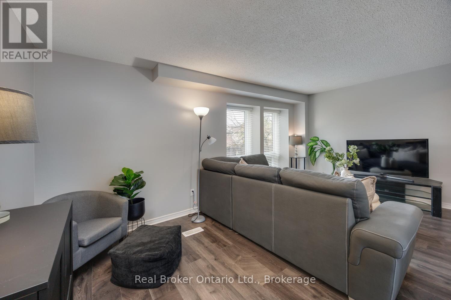 30 - 220 Ormond Drive, Oshawa, Ontario L1G 6T5 - Photo 13 - E13716038