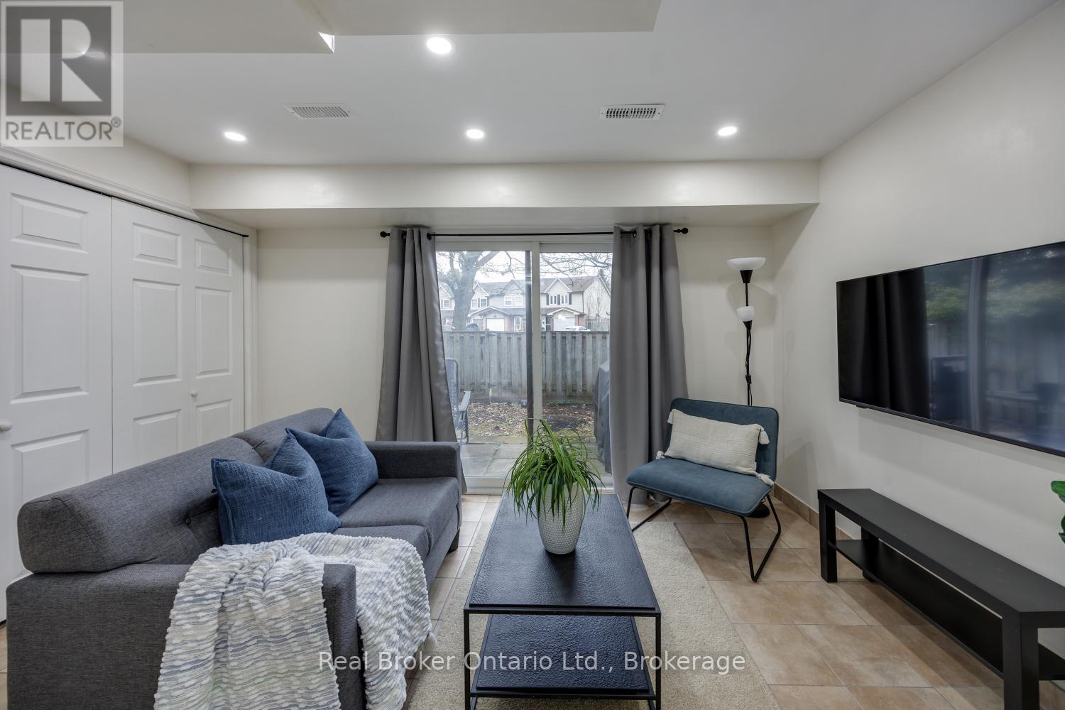30 - 220 Ormond Drive, Oshawa, Ontario L1G 6T5 - Photo 19 - E13716038