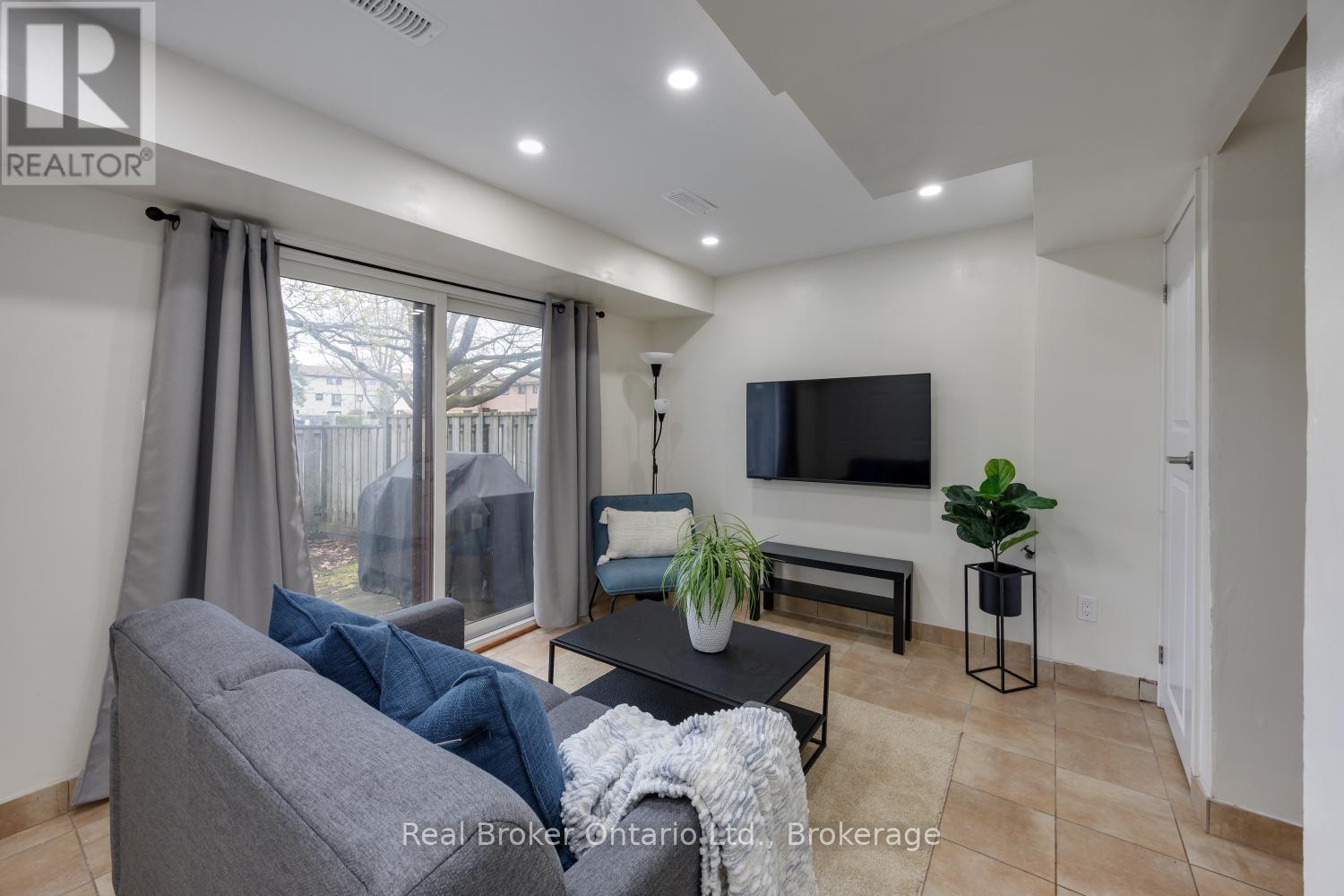 30 - 220 Ormond Drive, Oshawa, Ontario L1G 6T5 - Photo 21 - E13716038