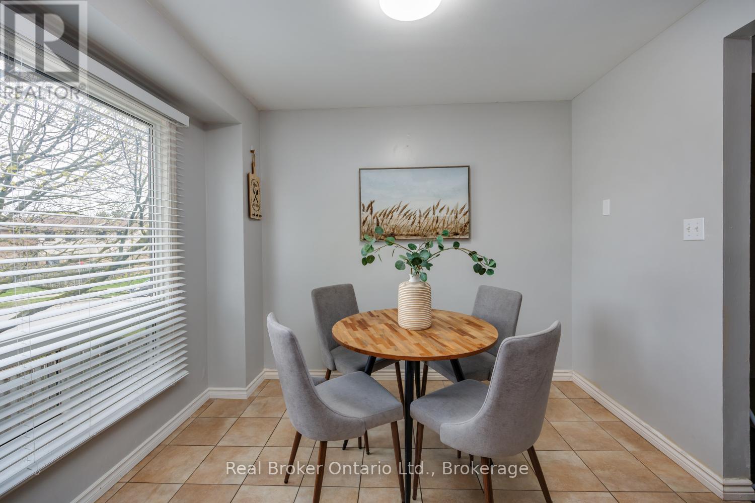 30 - 220 Ormond Drive, Oshawa, Ontario L1G 6T5 - Photo 8 - E13716038