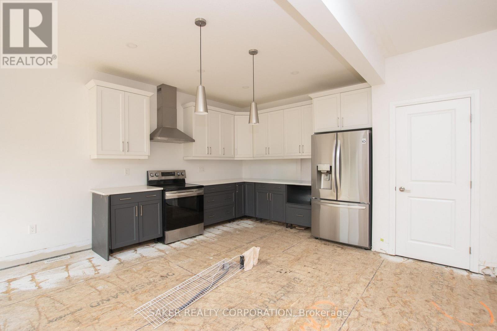 16 Armstrong Street, Strathroy-Caradoc, Ontario  N0L 1E0 - Photo 15 - X13716040