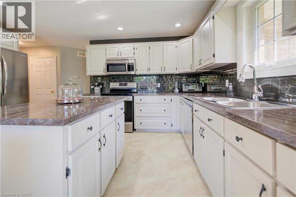 540 W Sligo Road W, Mount Forest, Ontario  N0G 2L1 - Photo 16 - 40836461
