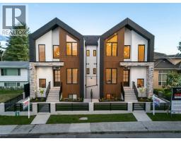 2 6210 CURTIS STREET, Burnaby, British Columbia