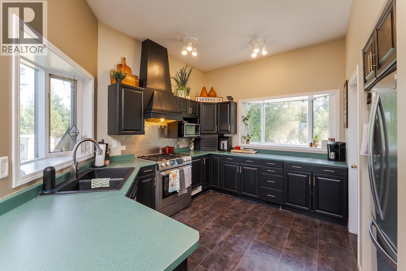 1465 E Banks Road, Prince George, British Columbia  V2M 7C1 - Photo 7 - R3159130