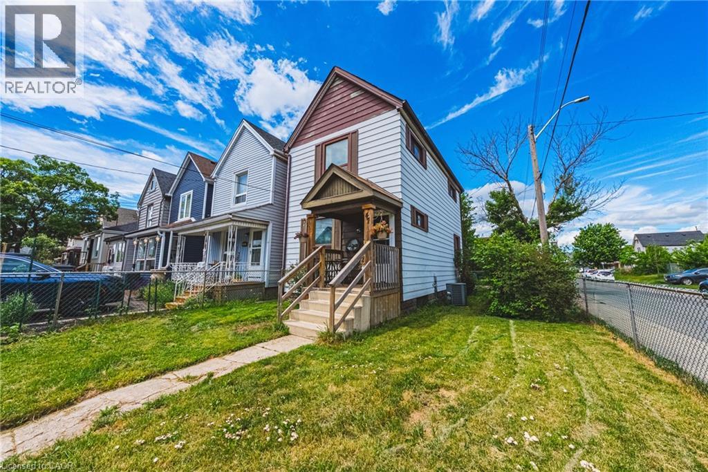 47 Fraser Avenue, Hamilton, Ontario  L8H 4G6 - Photo 2 - 40840181