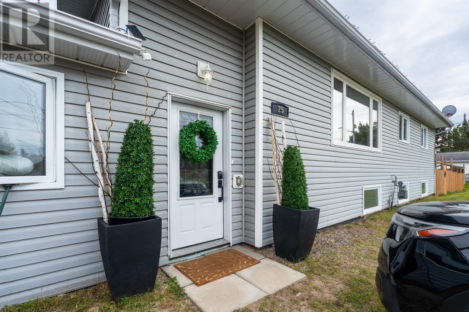 25 Park Avenue, Kenora, Ontario  P9N 3W8 - Photo 6 - TB2602520
