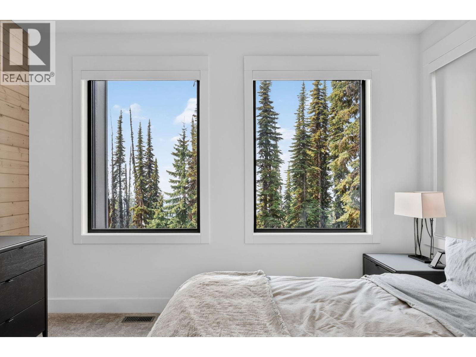 9871 Cathedral Drive, Silver Star, British Columbia  V1B 3M1 - Photo 21 - 10398673