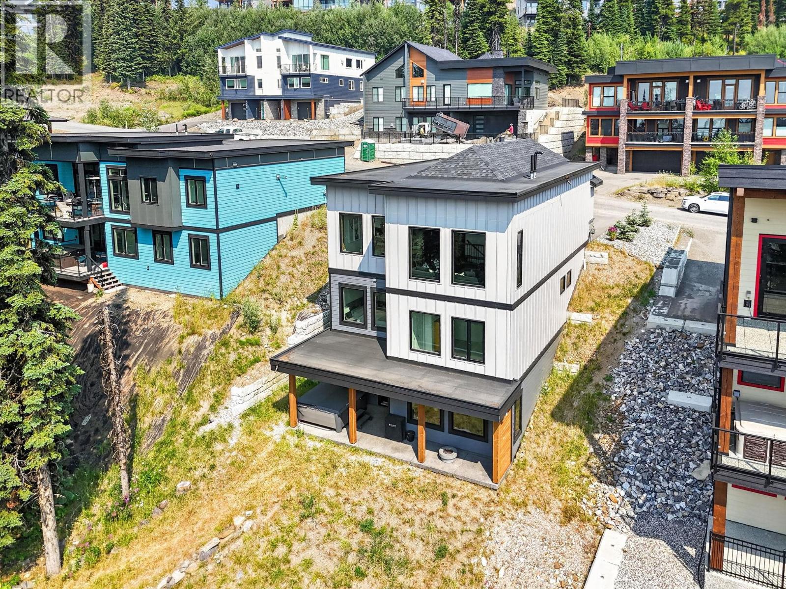 9871 Cathedral Drive, Silver Star, British Columbia  V1B 3M1 - Photo 2 - 10398673
