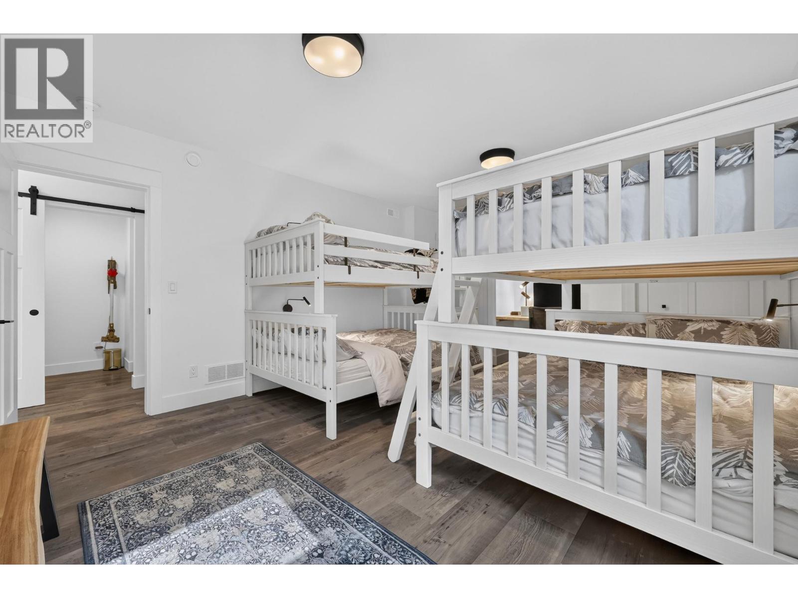 9871 Cathedral Drive, Silver Star, British Columbia  V1B 3M1 - Photo 28 - 10398673