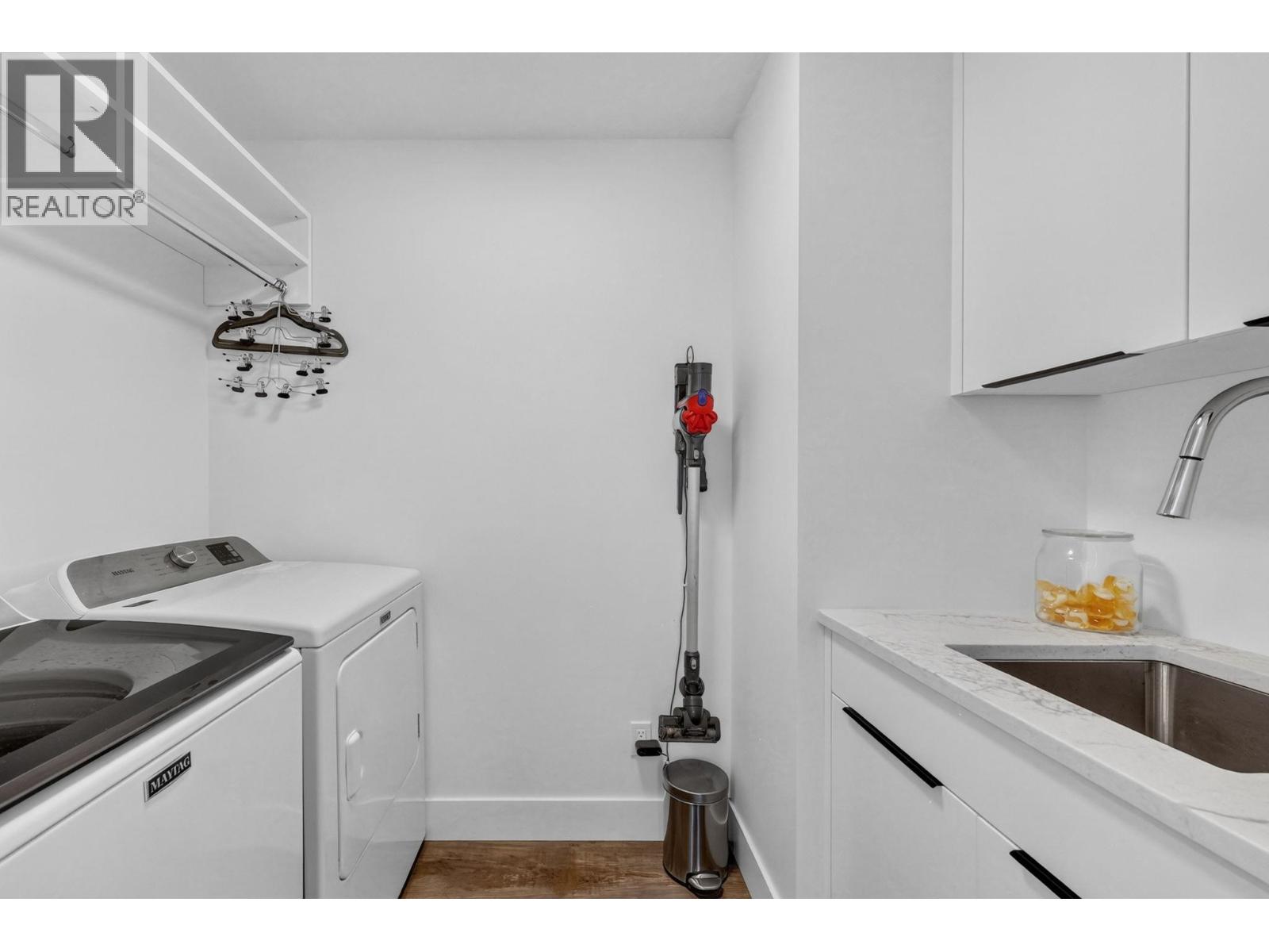 9871 Cathedral Drive, Silver Star, British Columbia  V1B 3M1 - Photo 31 - 10398673