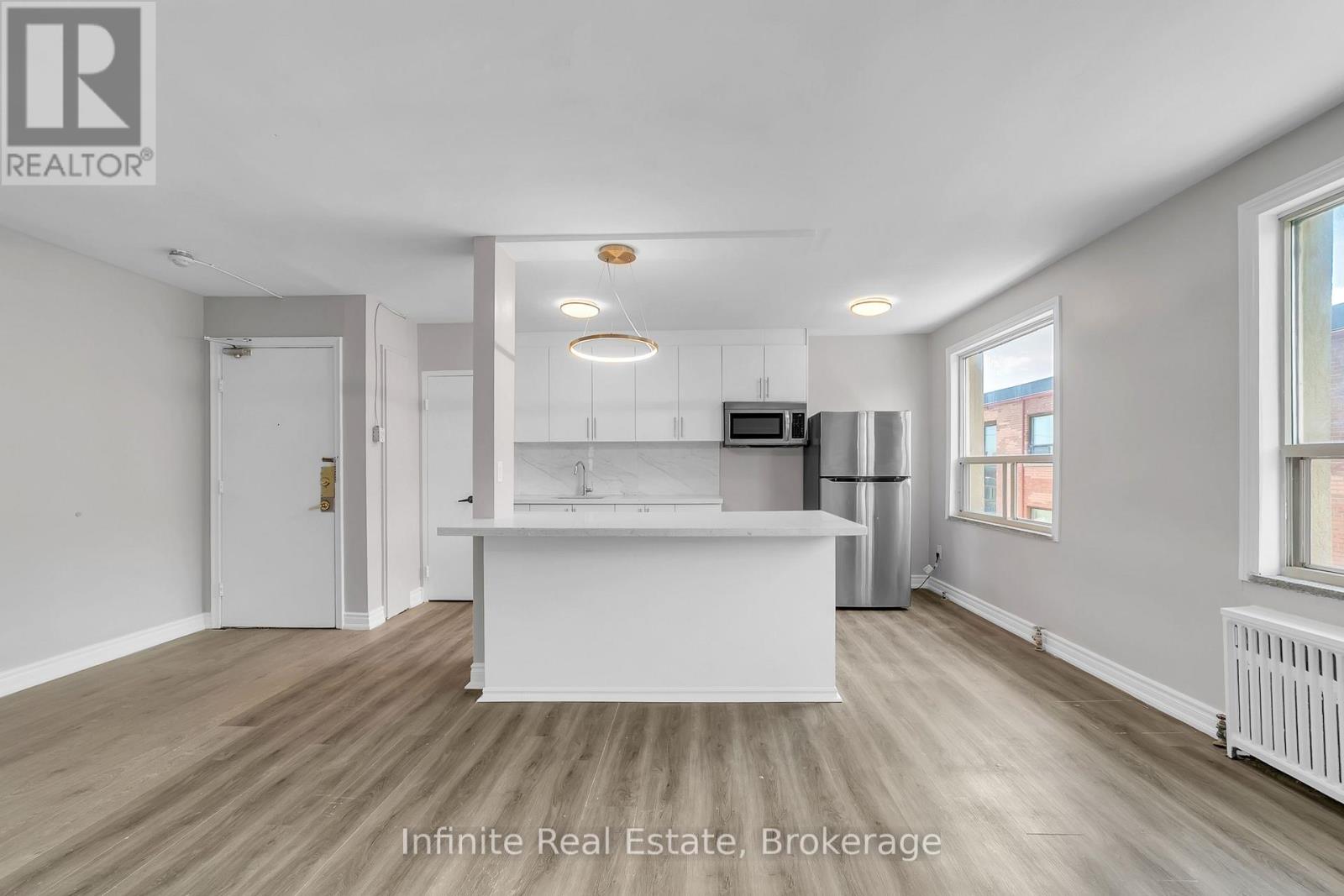 310 - 896 Eglinton Avenue E, Toronto, Ontario  M4G 2L2 - Photo 10 - C13716016