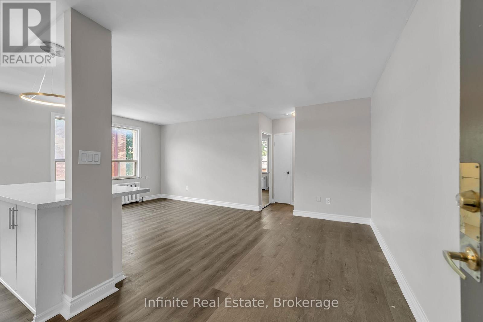 310 - 896 Eglinton Avenue E, Toronto, Ontario  M4G 2L2 - Photo 14 - C13716016