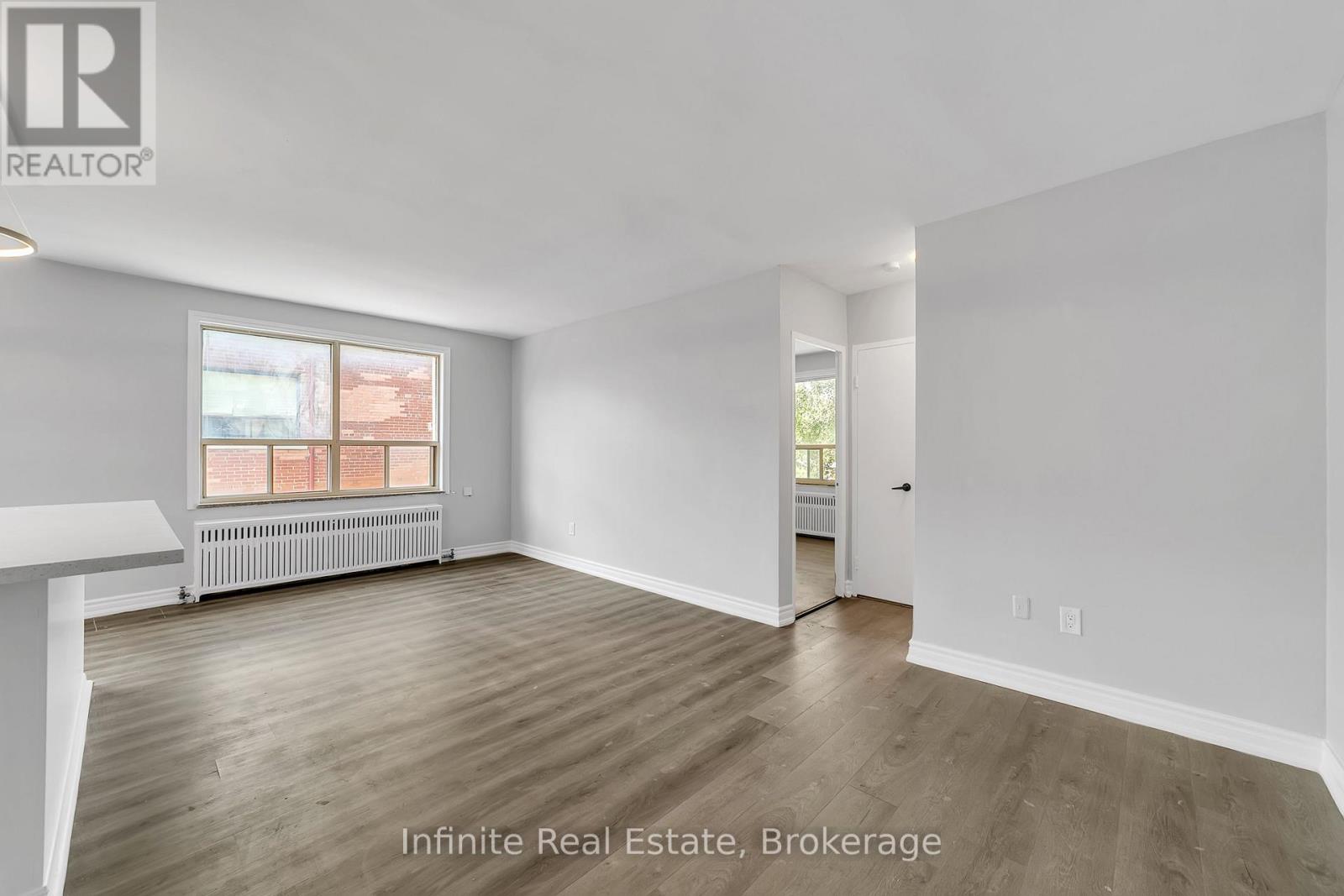 310 - 896 Eglinton Avenue E, Toronto, Ontario  M4G 2L2 - Photo 16 - C13716016