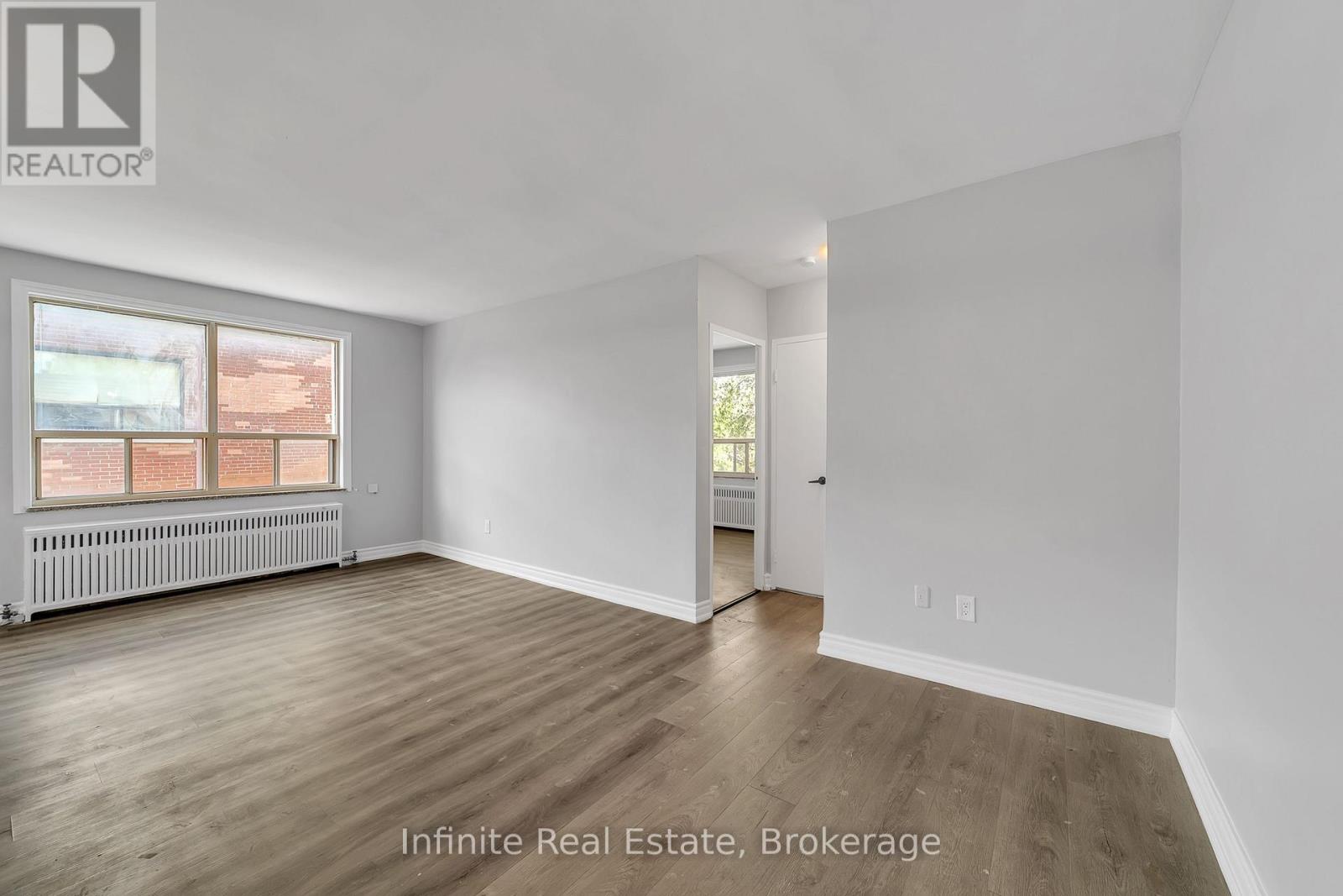 310 - 896 Eglinton Avenue E, Toronto, Ontario  M4G 2L2 - Photo 17 - C13716016
