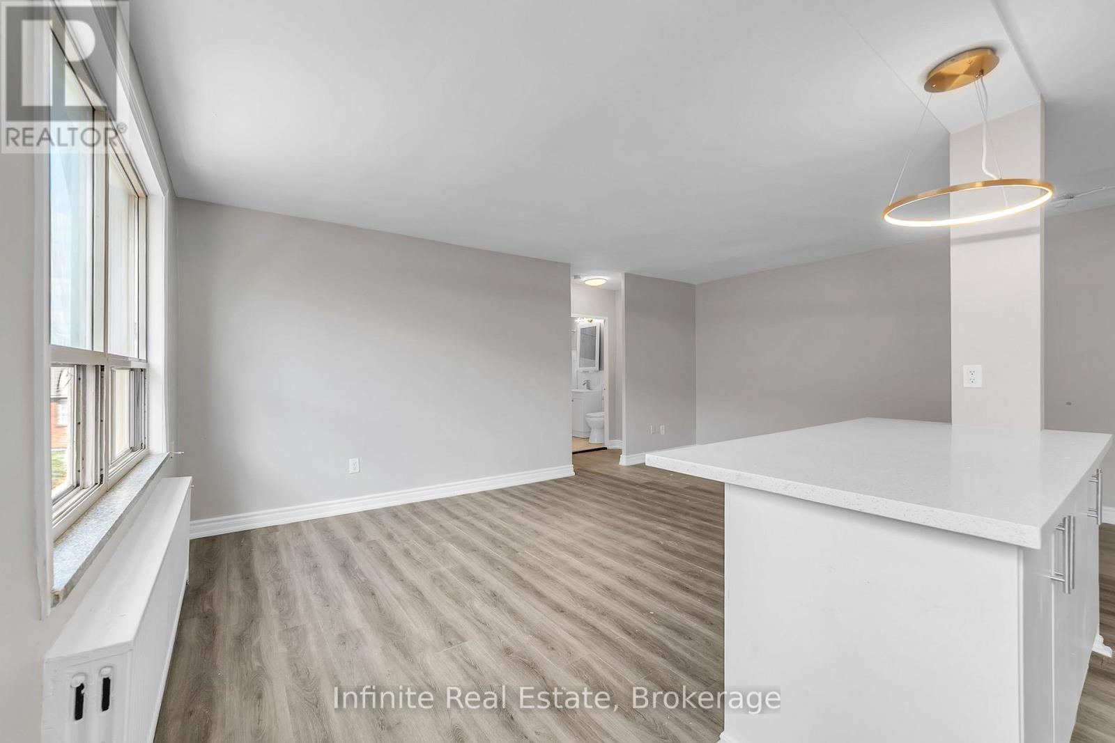 310 - 896 Eglinton Avenue E, Toronto, Ontario  M4G 2L2 - Photo 20 - C13716016