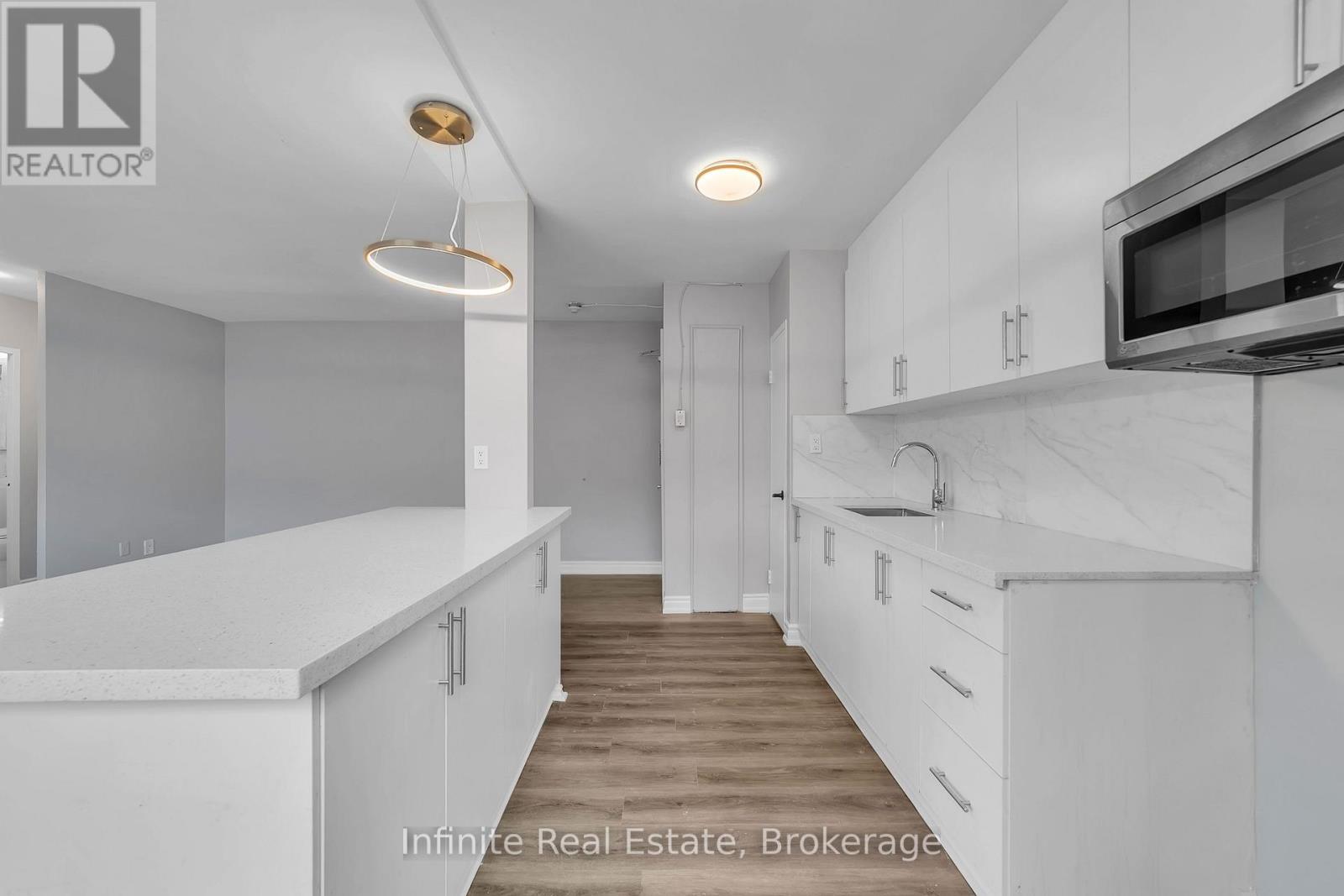 310 - 896 Eglinton Avenue E, Toronto, Ontario  M4G 2L2 - Photo 7 - C13716016