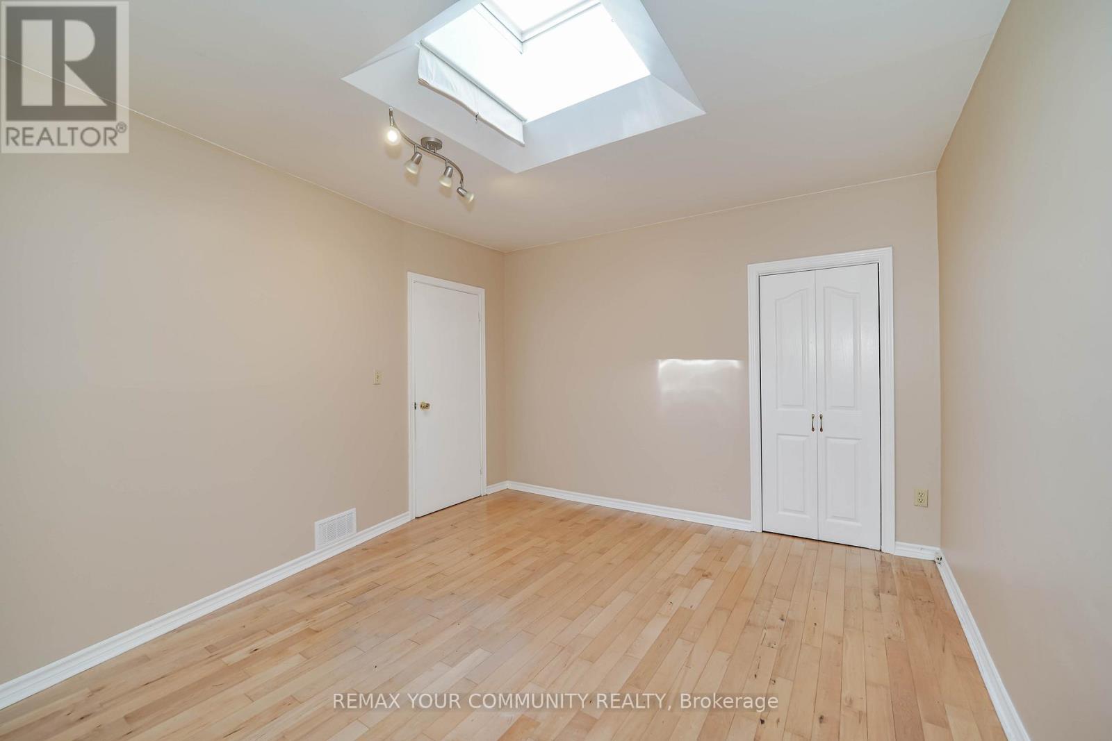 Room 2 - 1378 Danforth Avenue, Toronto, Ontario  M4J 3V9 - Photo 18 - E13716020