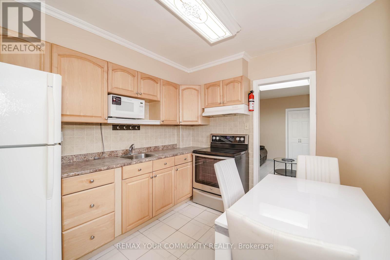 Room 2 - 1378 Danforth Avenue, Toronto, Ontario  M4J 3V9 - Photo 30 - E13716020