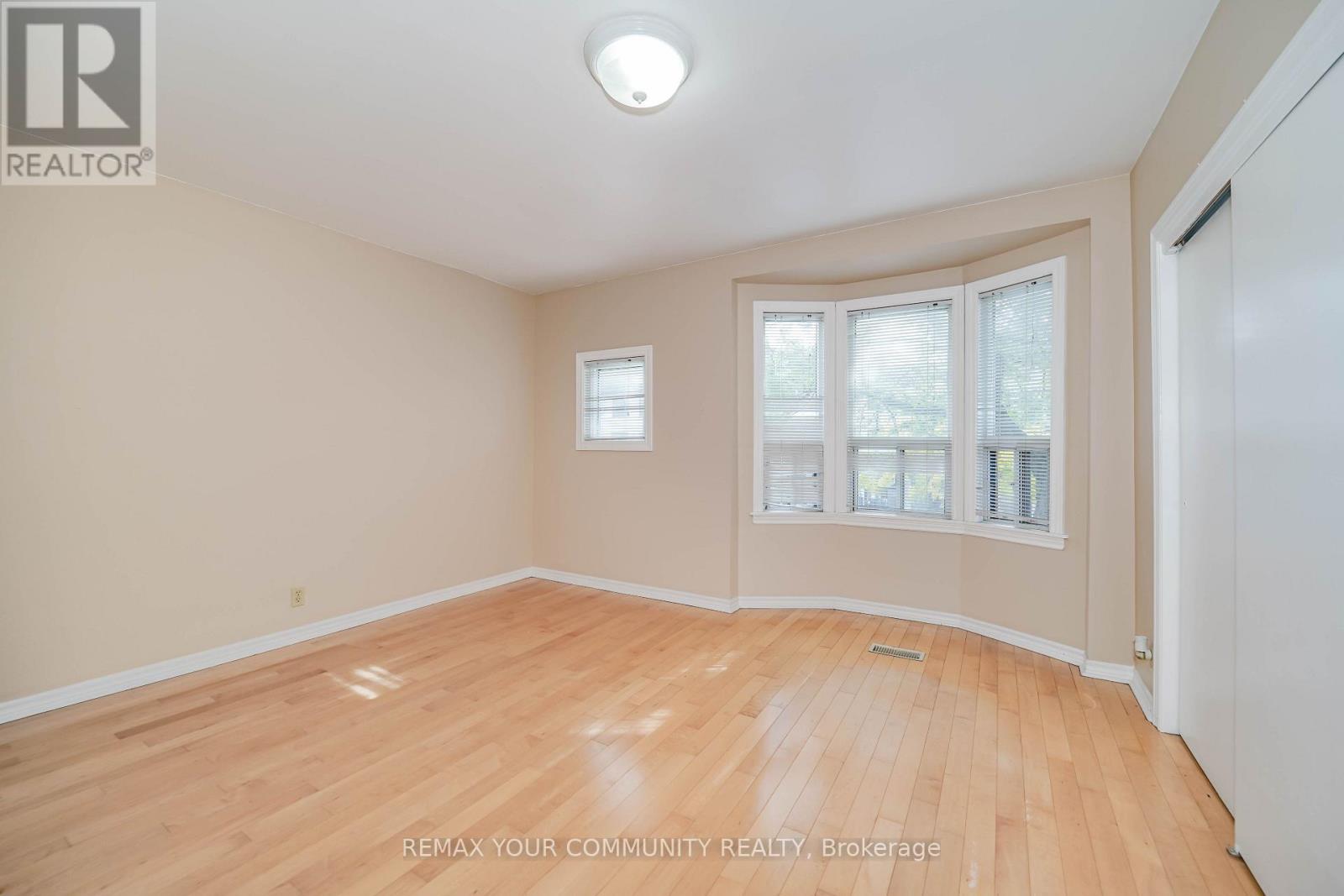 1378 Danforth Avenue, Toronto, Ontario  M4J 3V9 - Photo 14 - E13716024