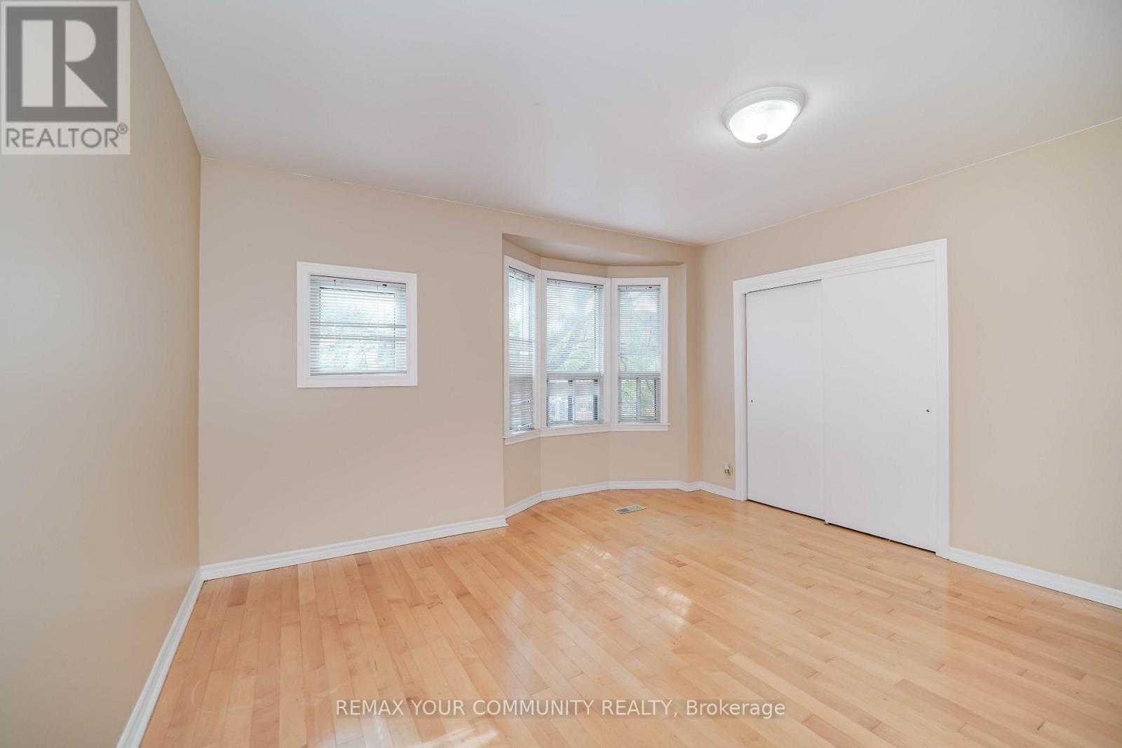 1378 Danforth Avenue, Toronto, Ontario  M4J 3V9 - Photo 15 - E13716024