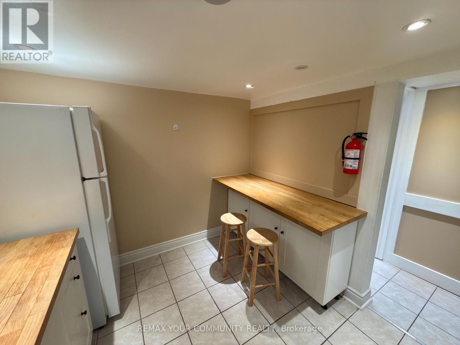 Lower Room 2 - 86 Lesmount Avenue, Toronto, Ontario  M4J 3V9 - Photo 11 - E13716026